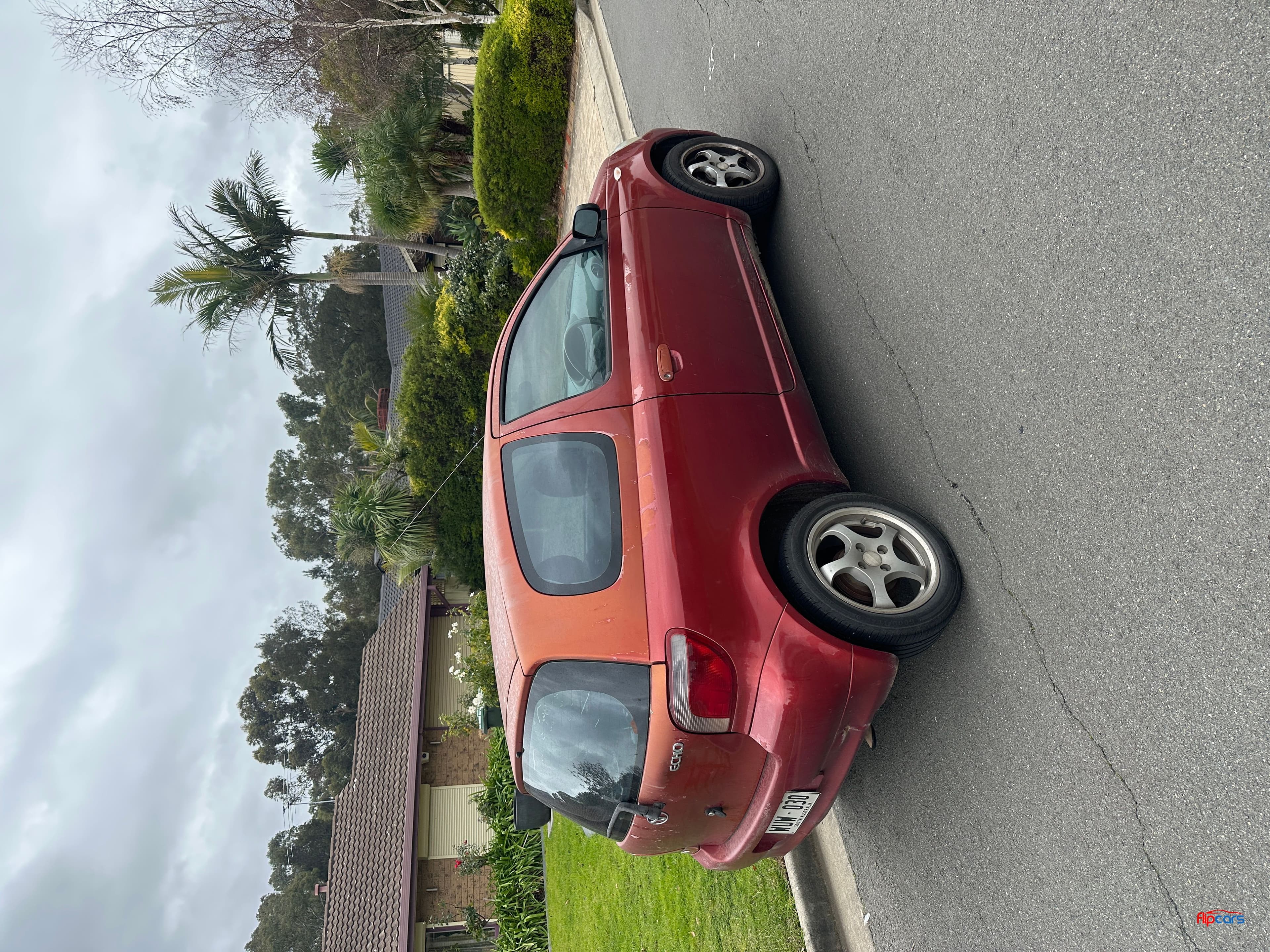 2002 Toyota COROLLA Hatchback - Thumbnail 4